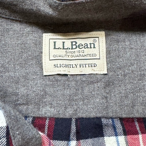 L.L. Bean Red and Navy Blue Flannel Button Down Shirt - Picture 5 of 5